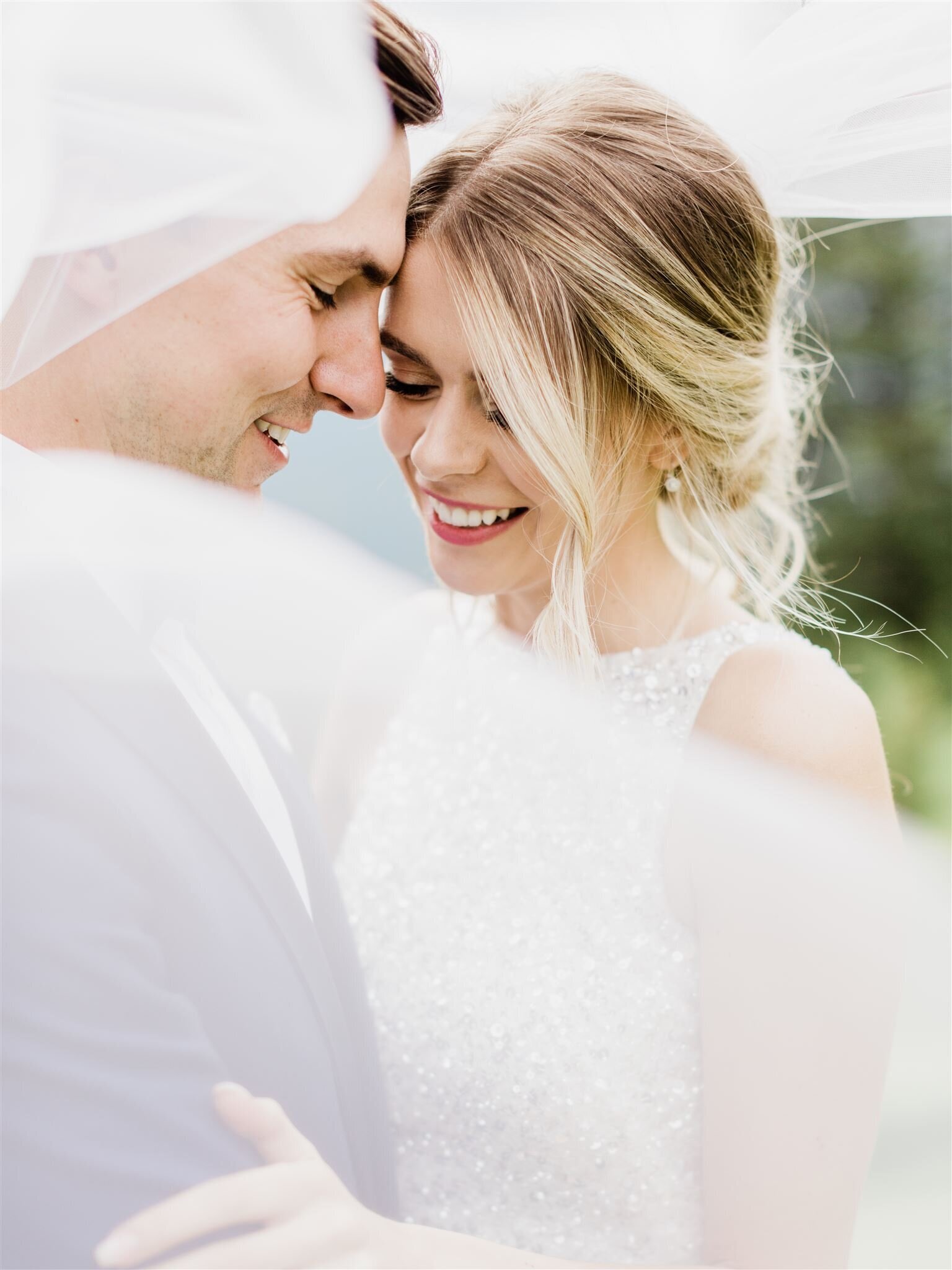 calgary-wedding-photographer-silvertip-canmore-348_websize