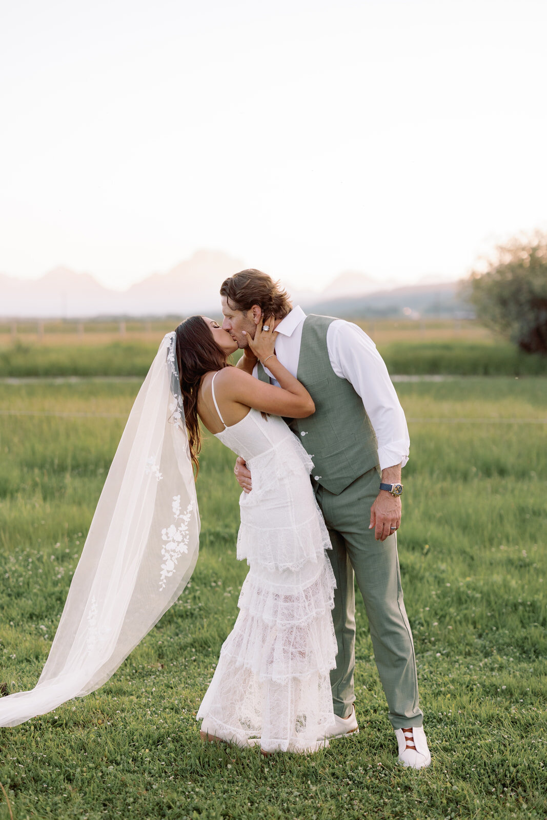 6.30-Allison-Josh-Diamond-Cross-Ranch-Wedding-615