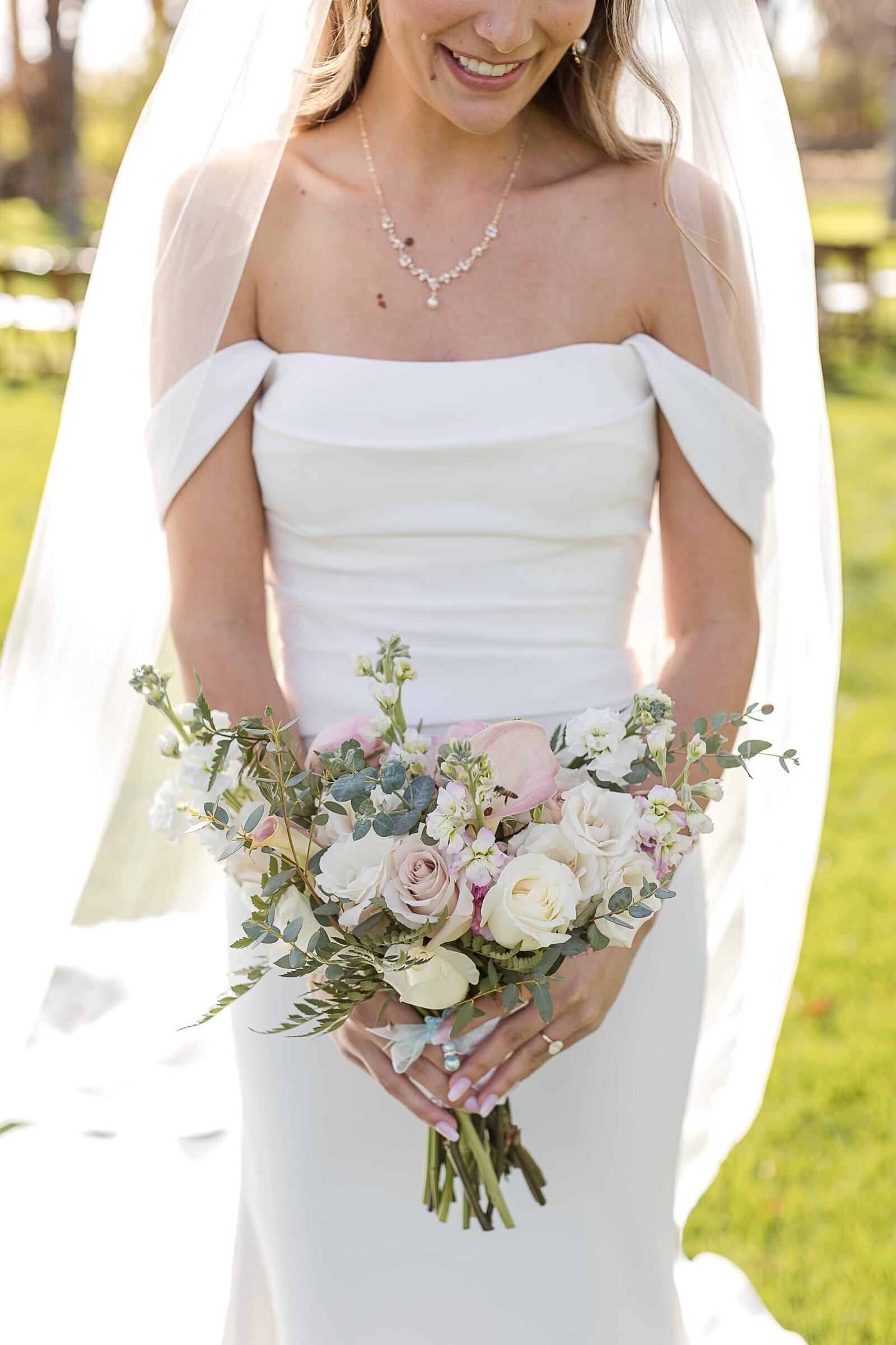 Phoenix-Wedding-Photographer-and-Videographer-Venue-at-the-Grove-WoodWed-1168