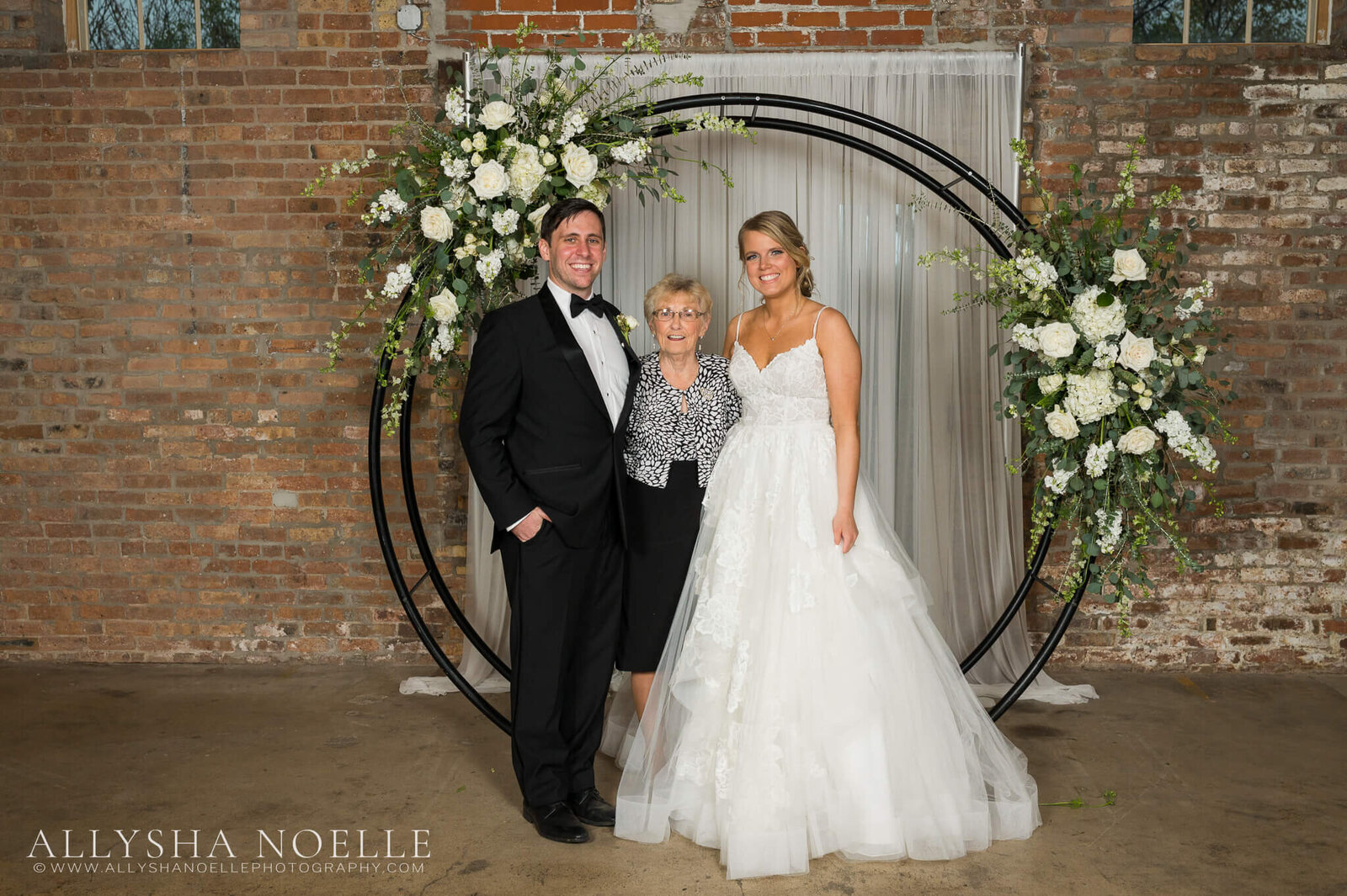 Wedding-at-The-Factory-on-Barclay-in-Milwaukee-0615
