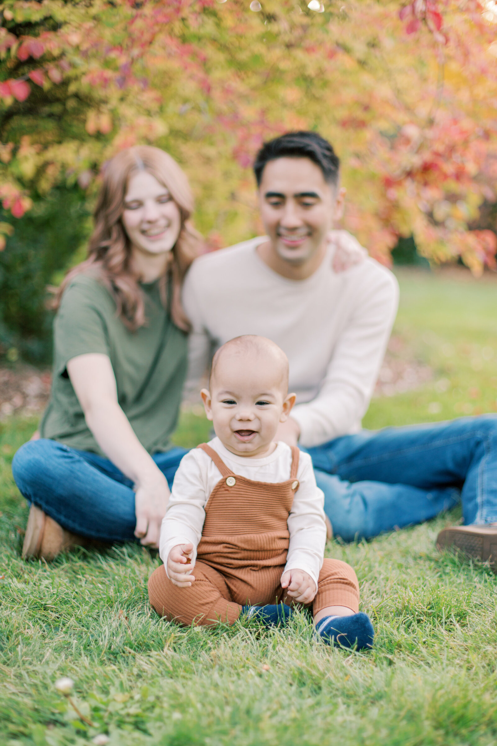 family playing at the park by spokane wa family photographer