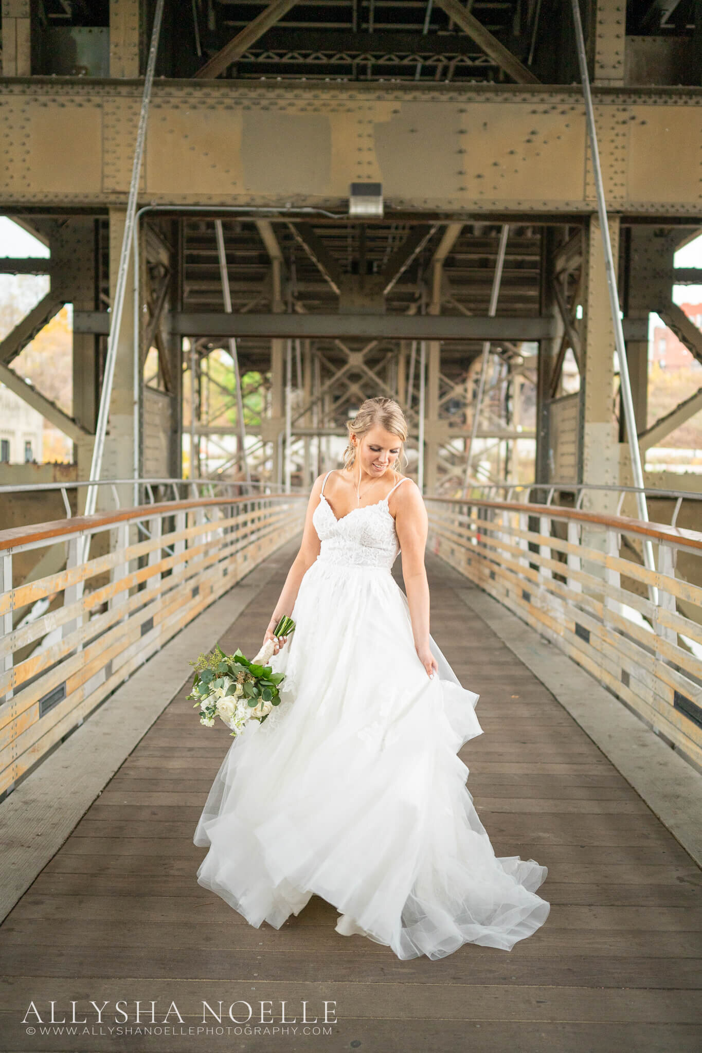 Wedding-at-The-Factory-on-Barclay-in-Milwaukee-0573