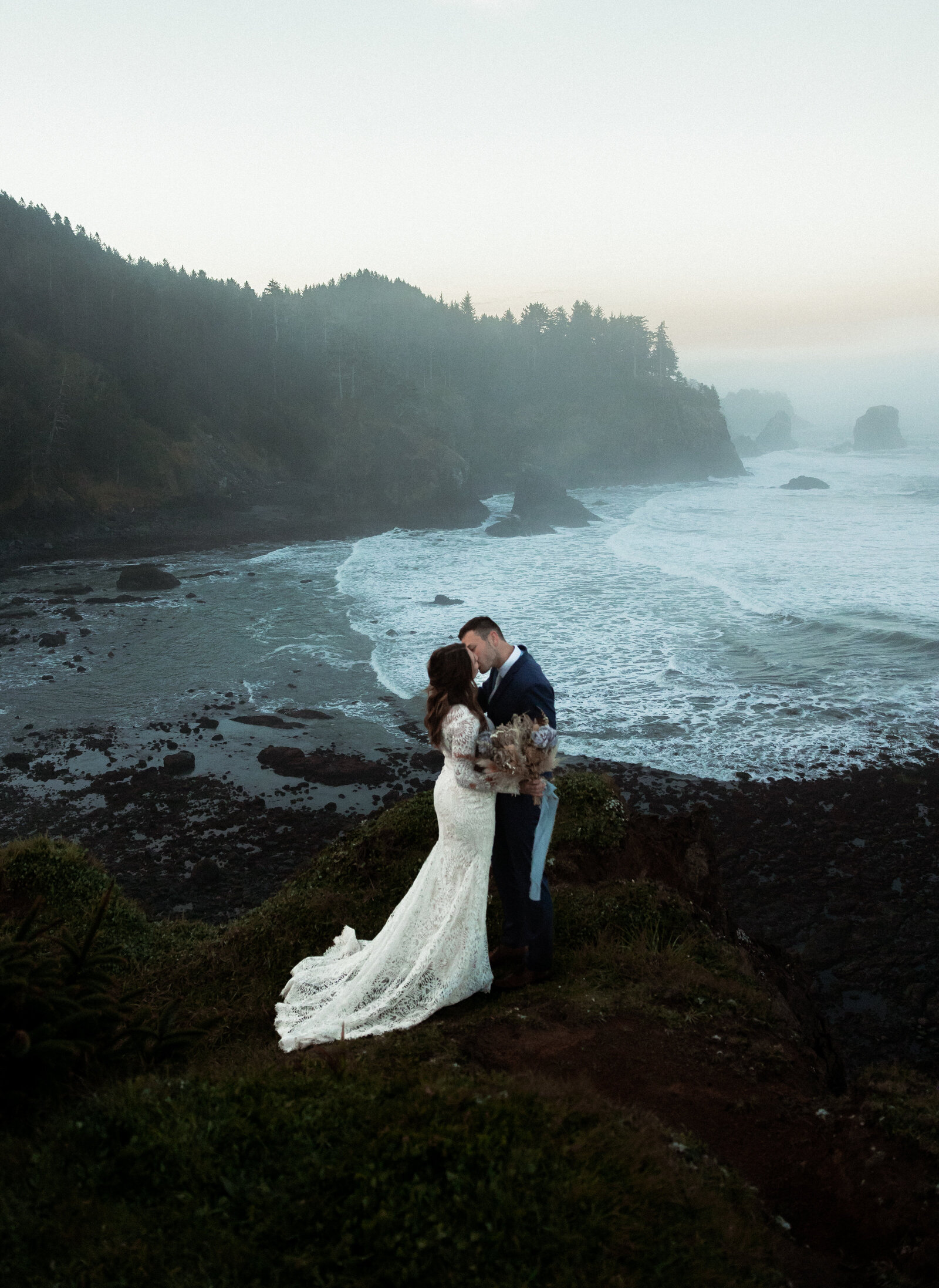 Oregon Coast Elopement Photography by Kollar – Arizona’s Premier Elopement Photographer