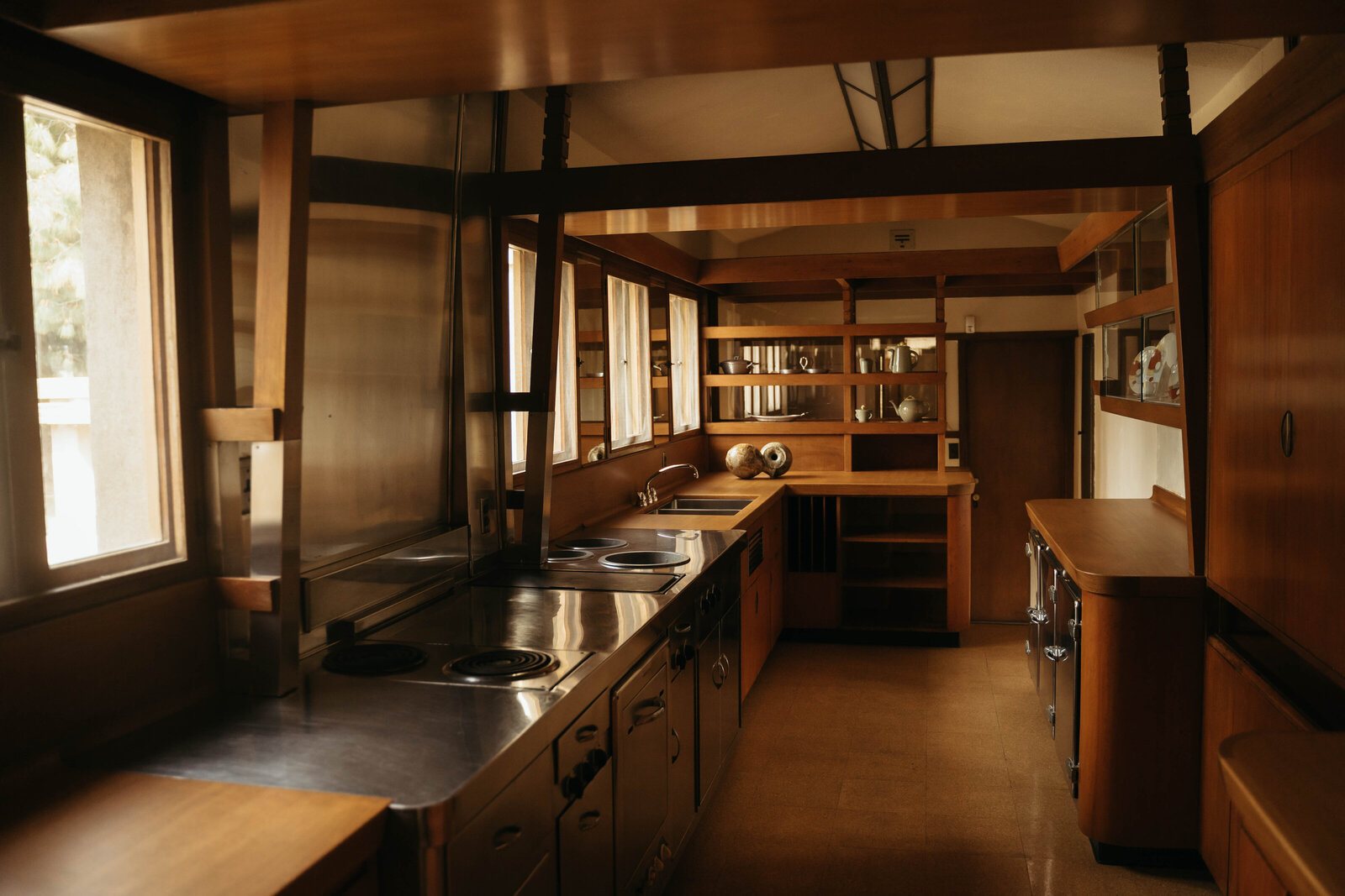 Frank Lloyd Wright House (9 of 10)