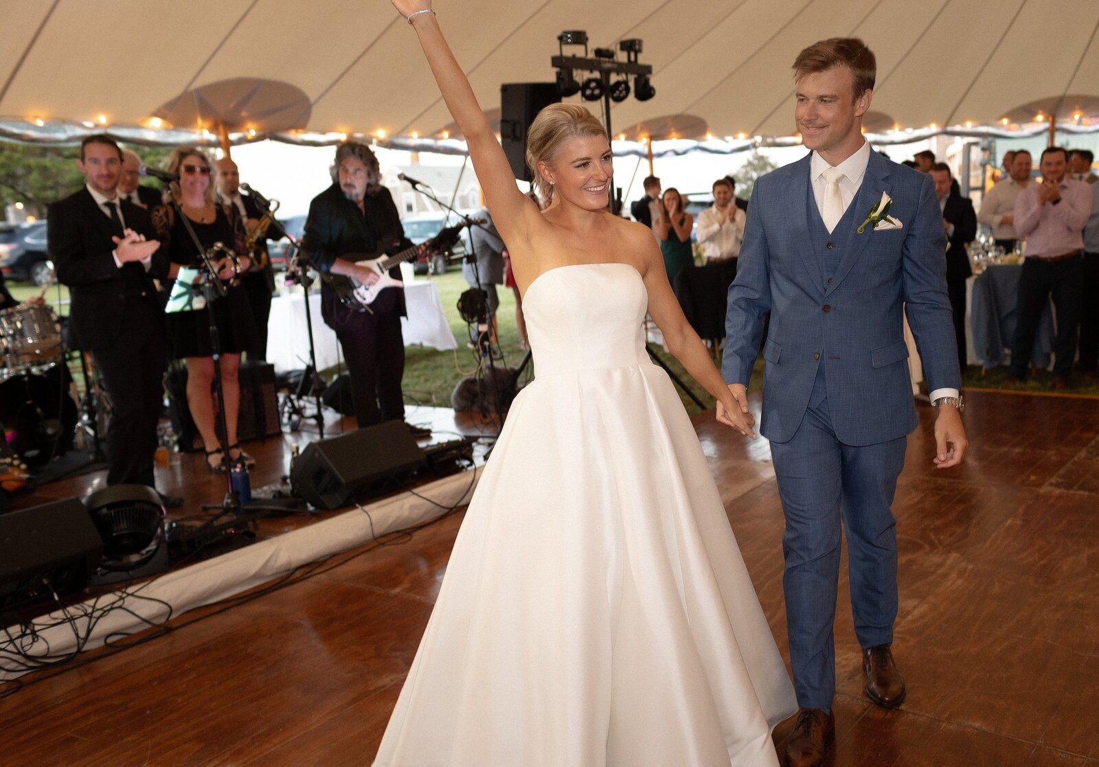 Tented South Dartmouth wedding at Salters Point. Deborah Zoe Photography.