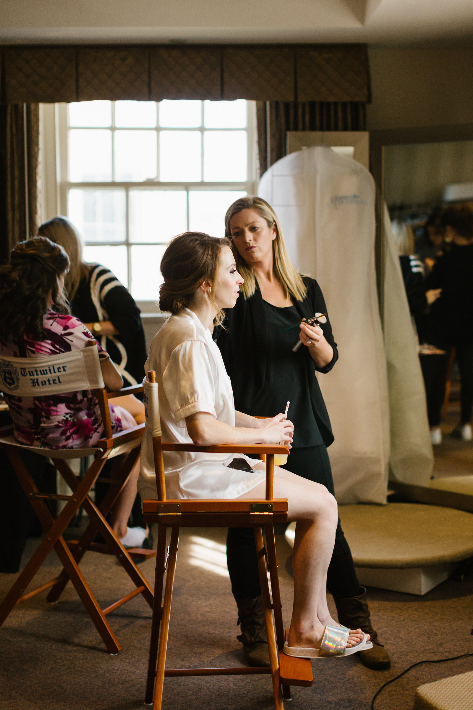 01_Bride Getting Ready_016