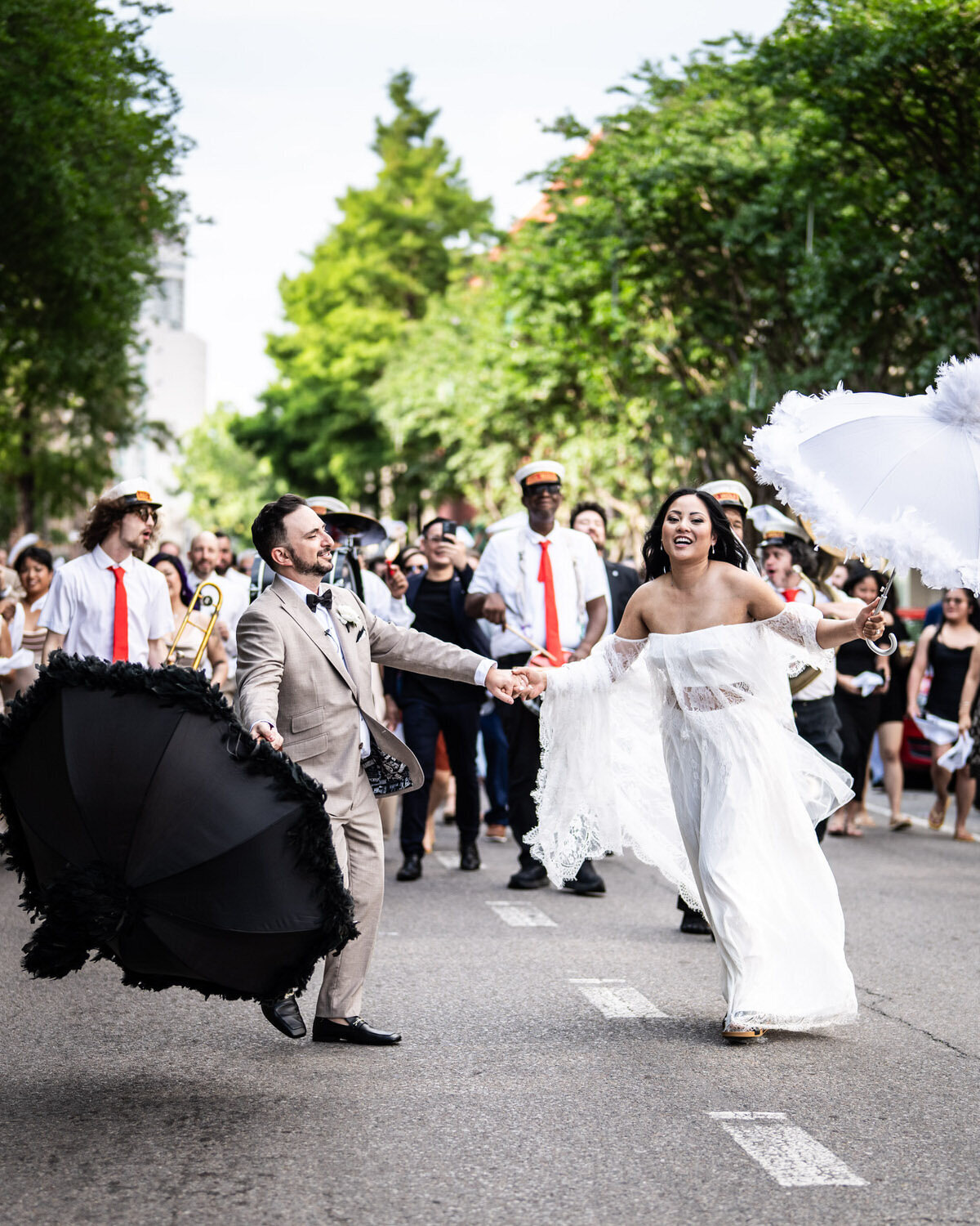 wedding-parade-new-orleans-4x5