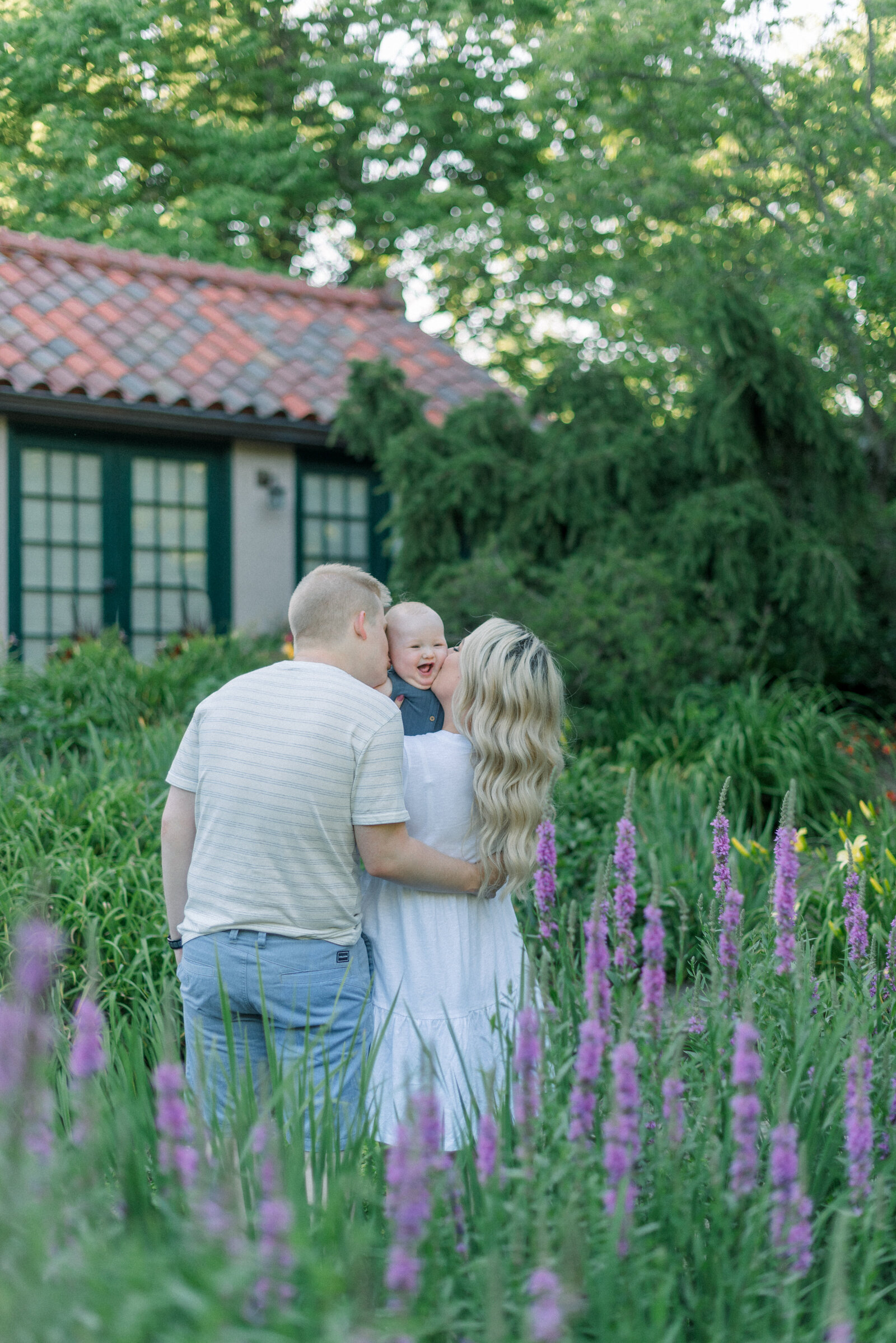 cassie-nichole-ohio-family-photographer-family-session-six-month-milestone-6