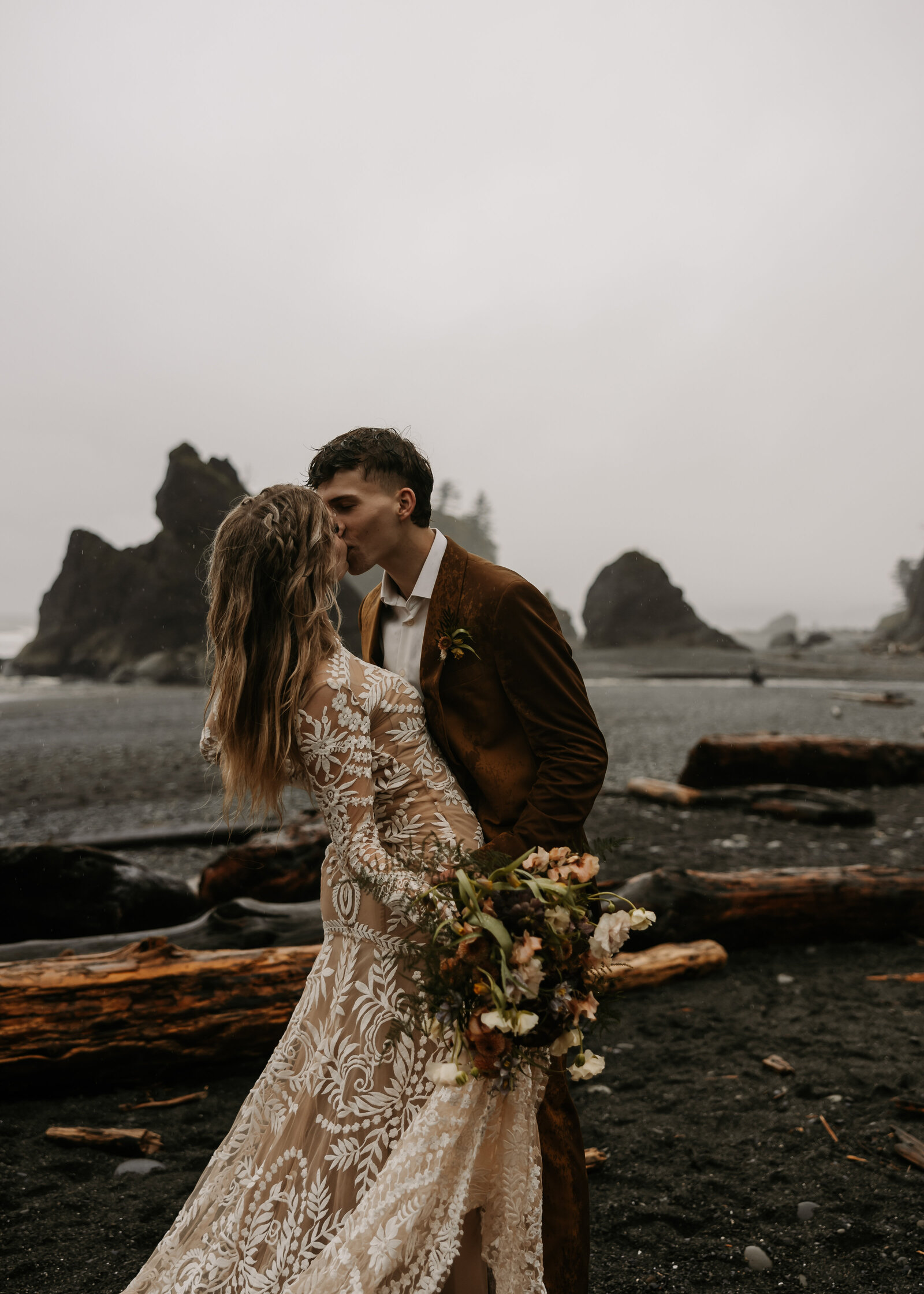 cinematic tofino elopement by banff elopement photographer danielle boulger photogrpahy