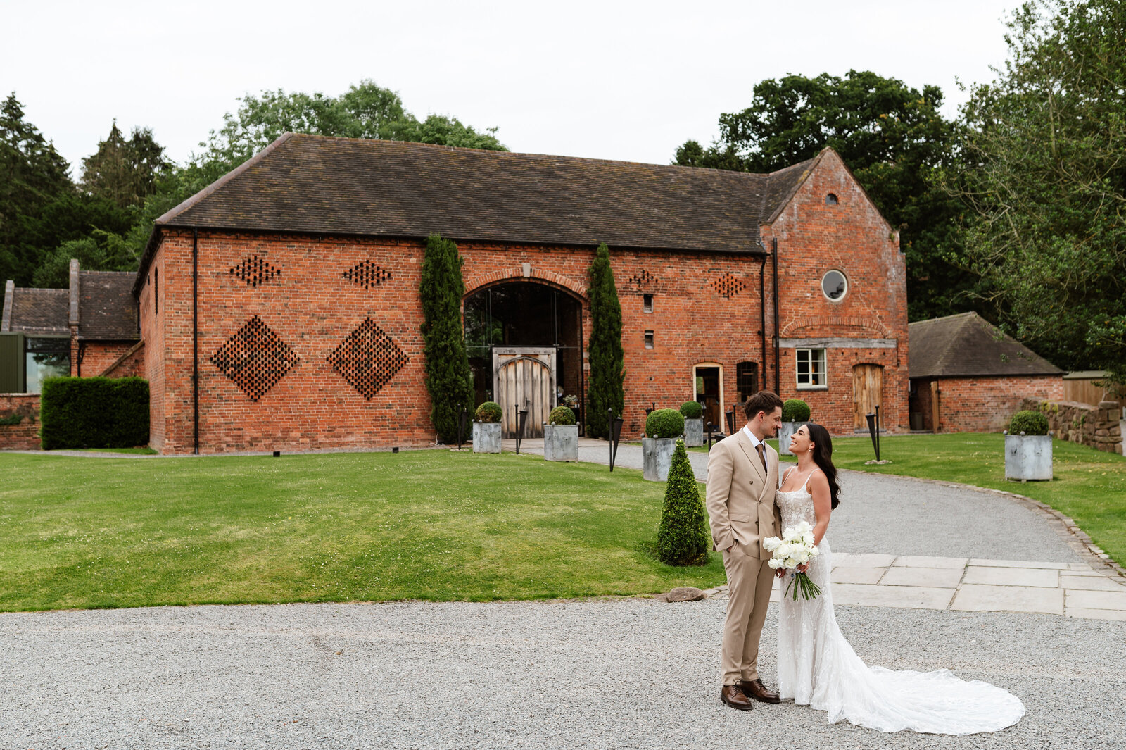 Shustoke-Barn-Wedding-2
