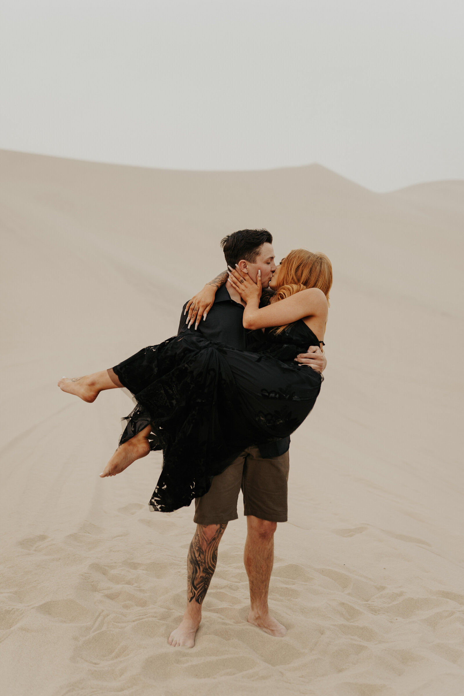 Sand Dunes Couples Photos - Raquel King Photography42