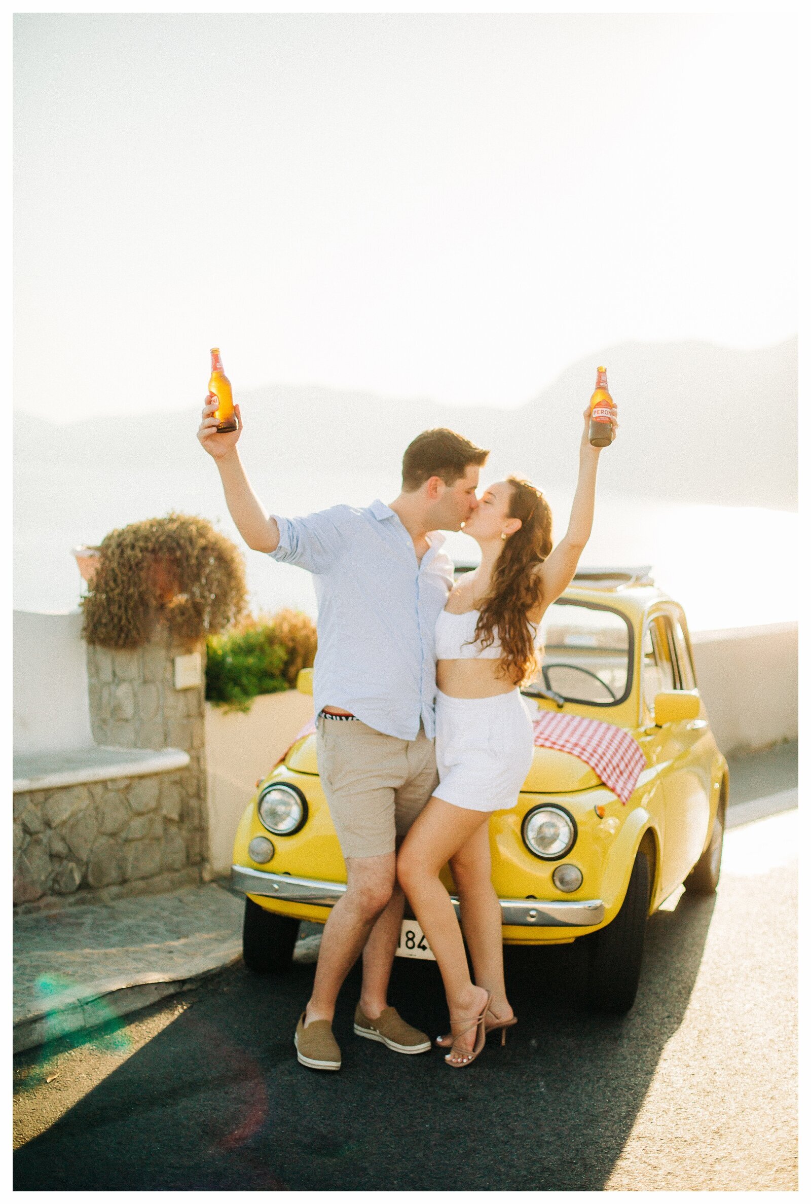 Positano-Amalfi-Coast-Vintage-Car-Vespa-Photographer-Couple_0150