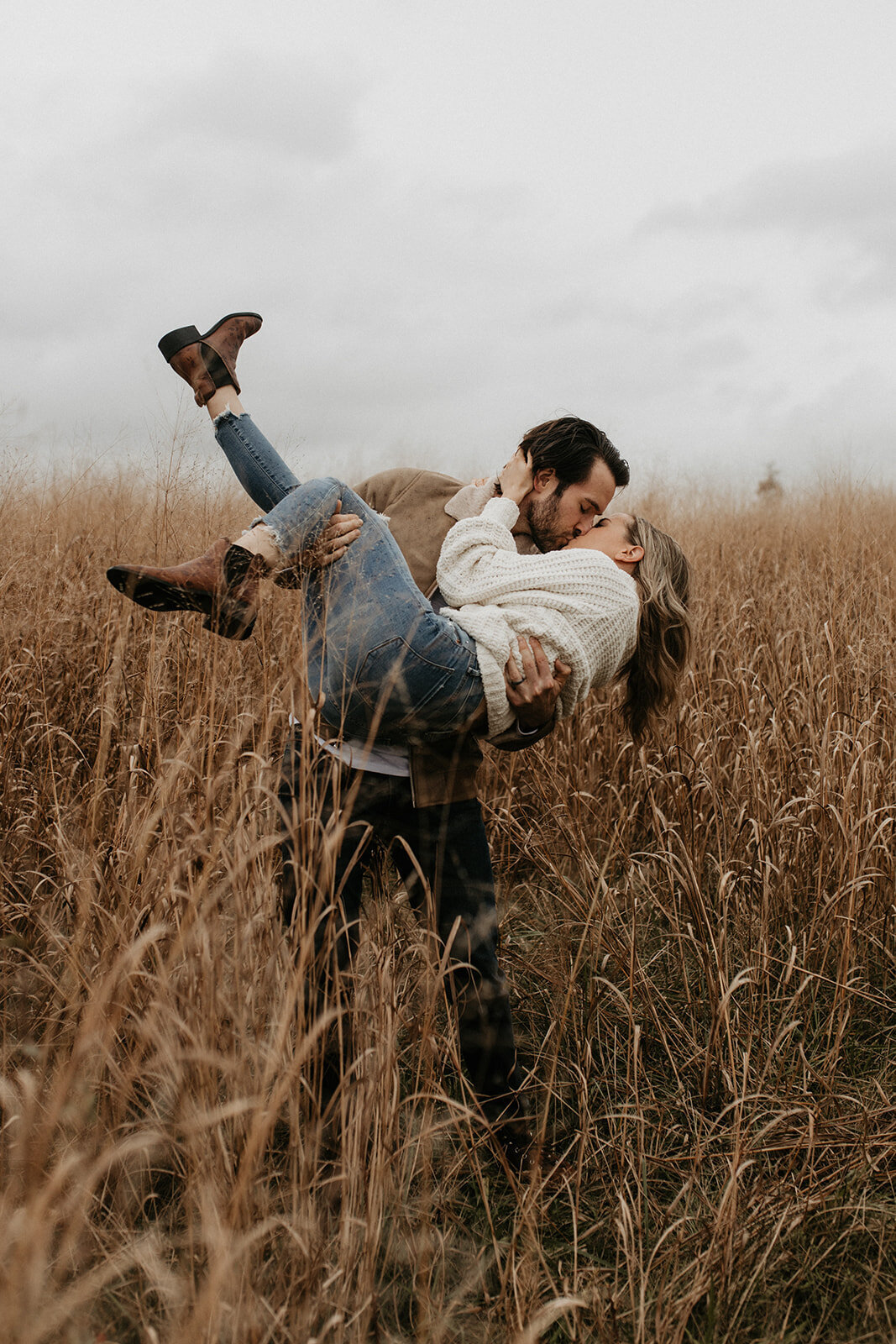 Melissa_Chris_Couples_Session_Sneak_Peek_11.11.20-21