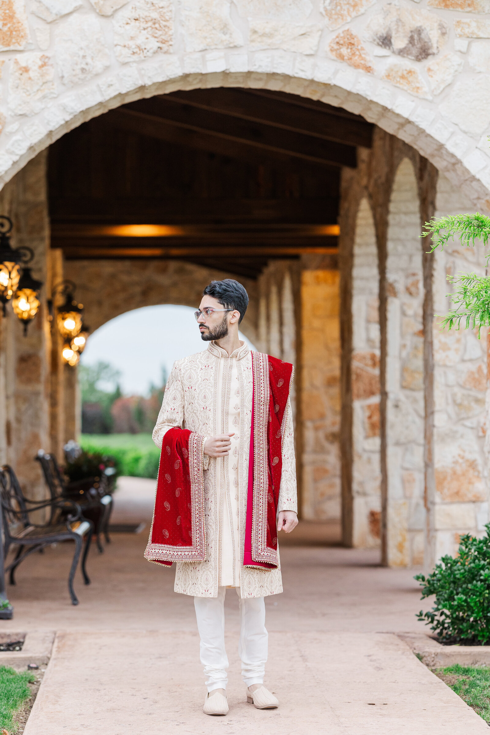 Dallas-hindu-wedding-groom-portrait