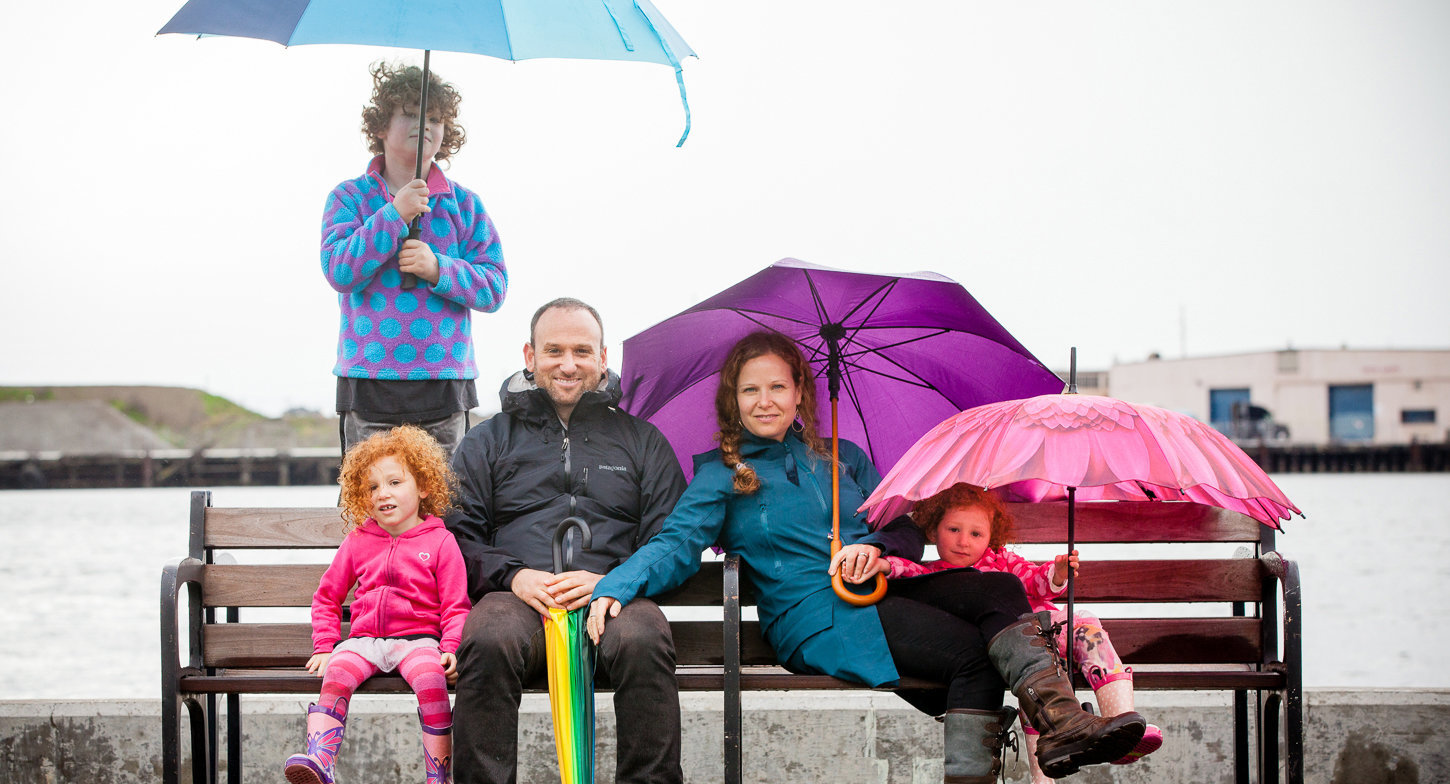 Family photography in Oakland at Jack London Square