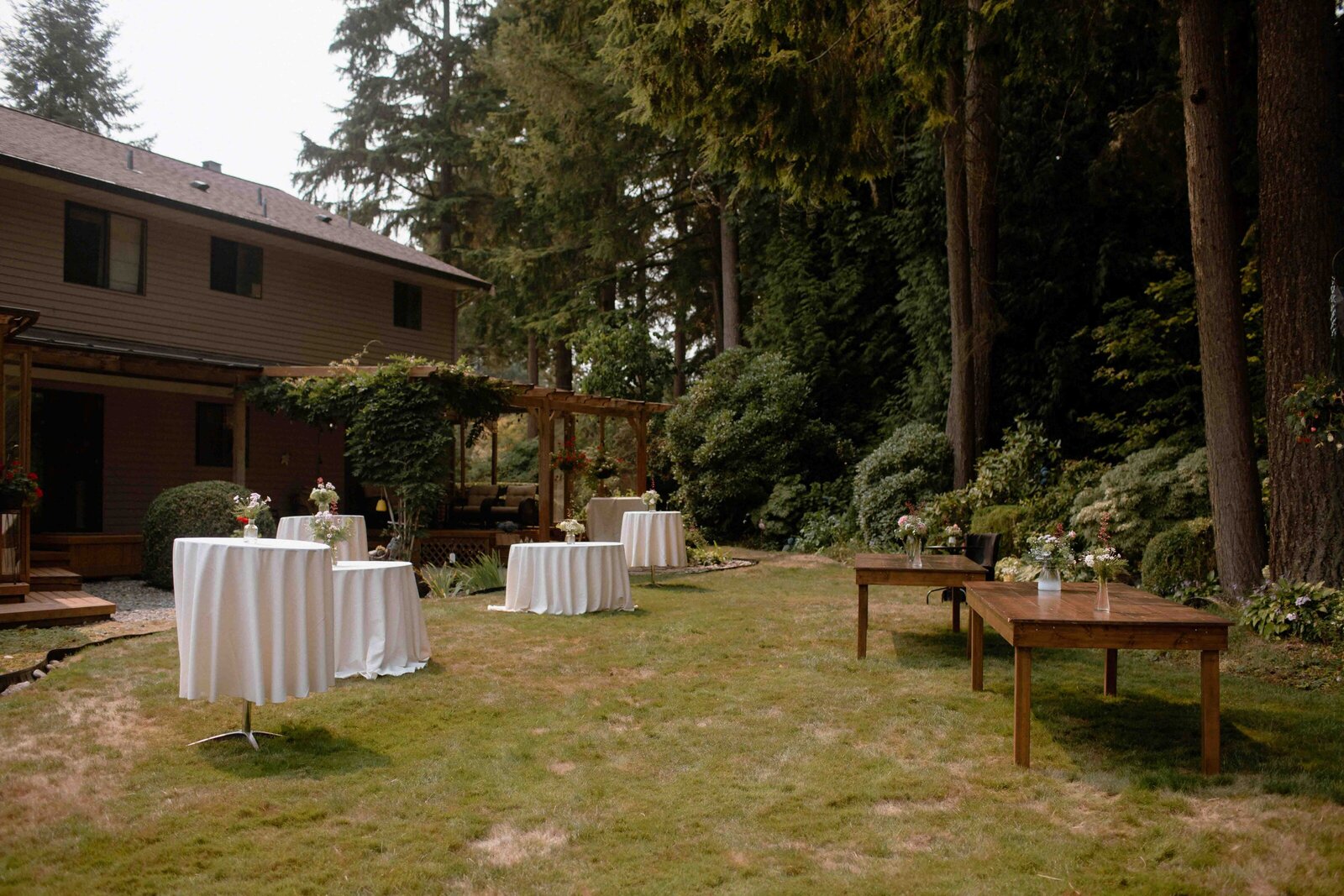 Vancouver-Backyard-Wedding-24