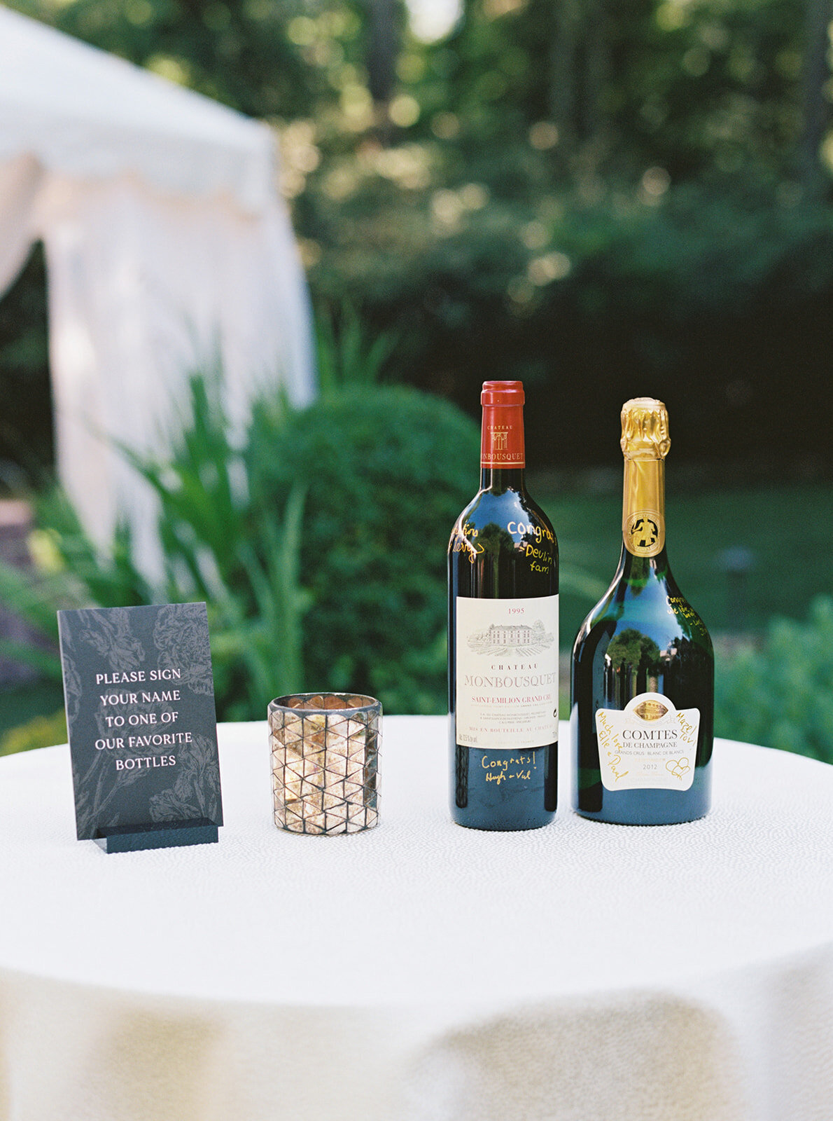 wine-guestbook-display