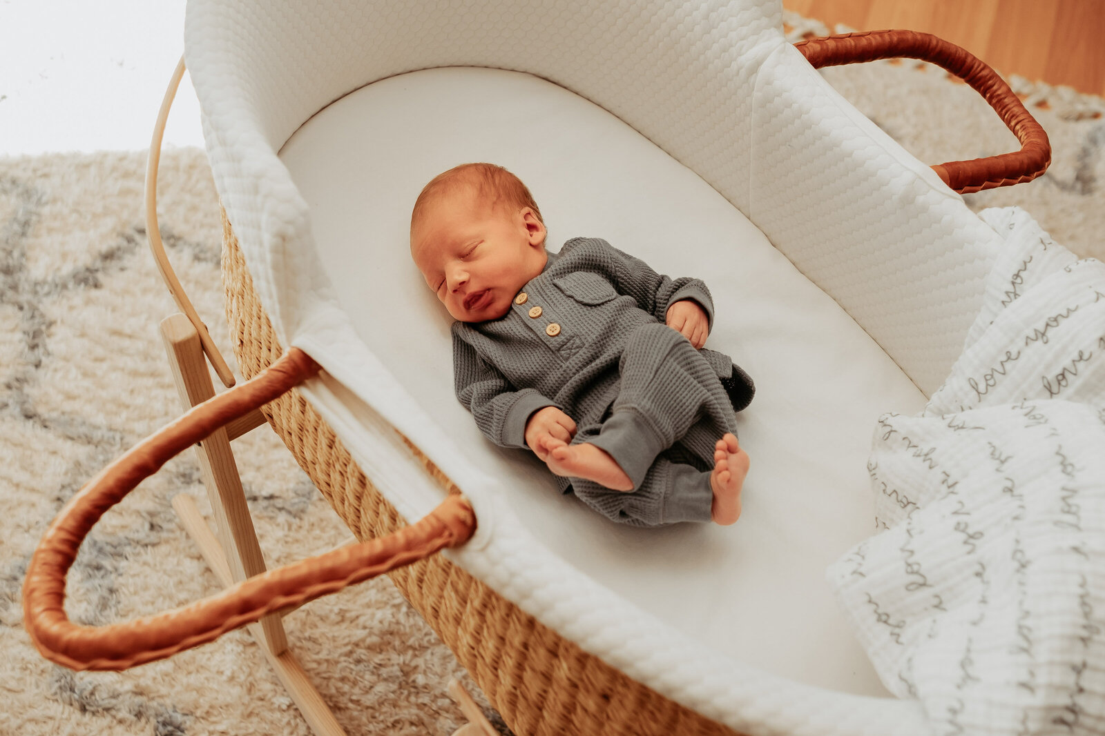 newborn-photography-altamont-illinois-alex-hoedebecke-2
