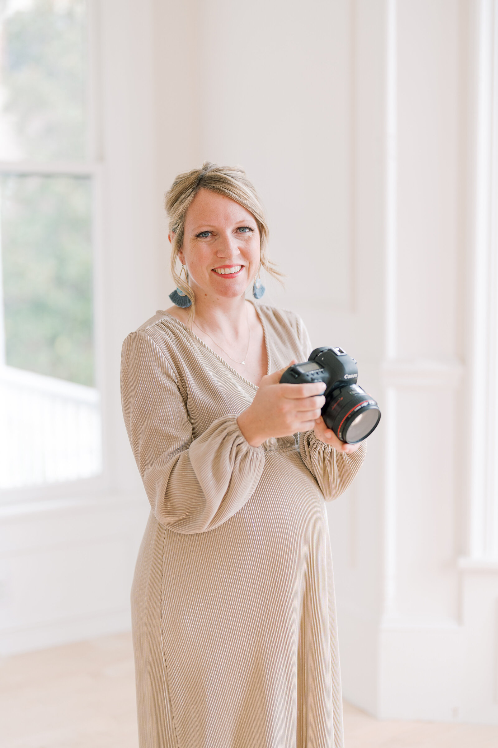 Robin-Headshots23-03136