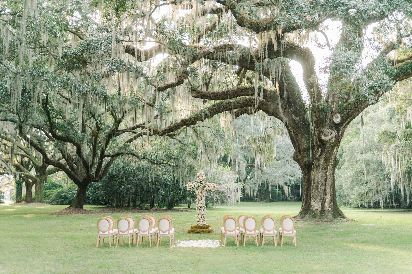 Heather + Greg - Styled Elopement at Legare Waring House - by Pure Luxe Bride Elopements - 7