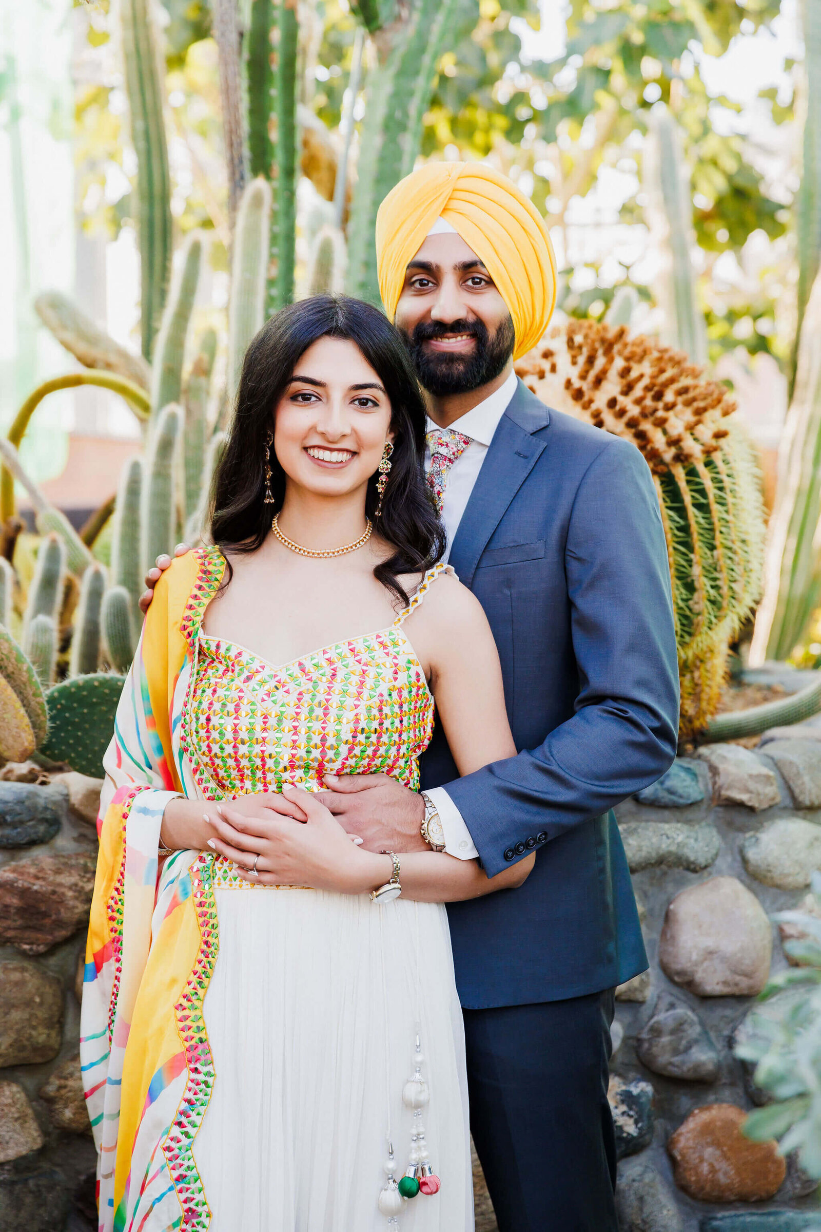 Romantic-Engagement-Planterra-Conservatory-Michigan-Spring