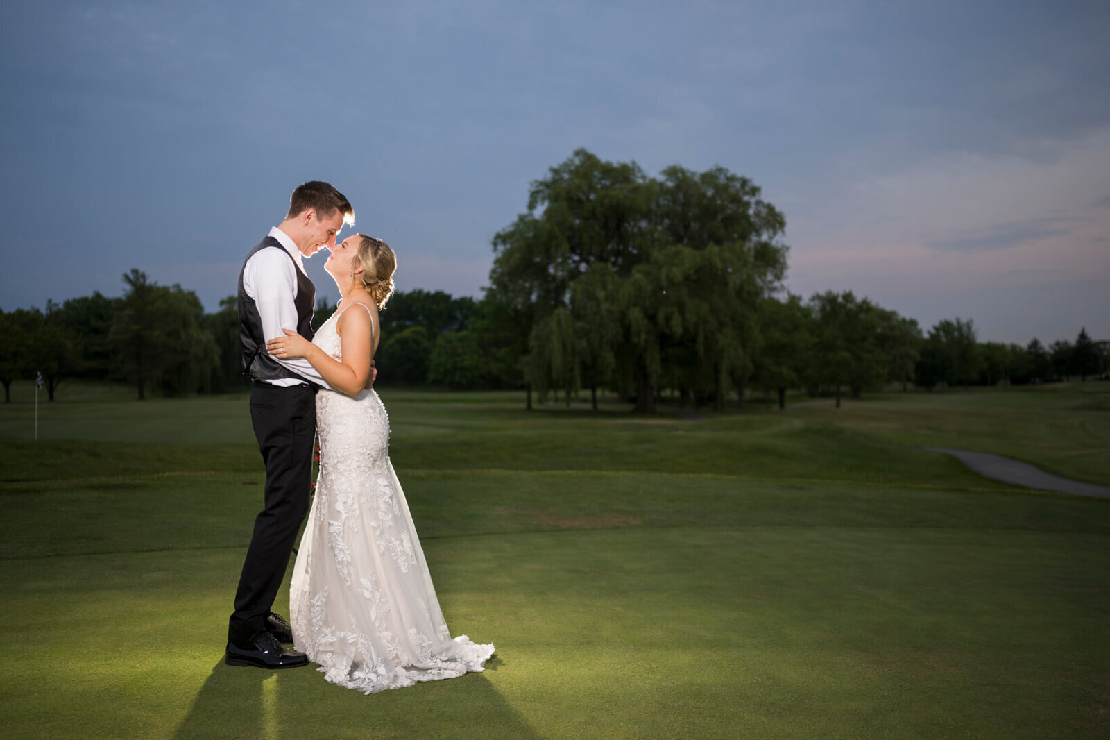 River-Club-of-Mequon-Wedding-in-Mequon-WI-132