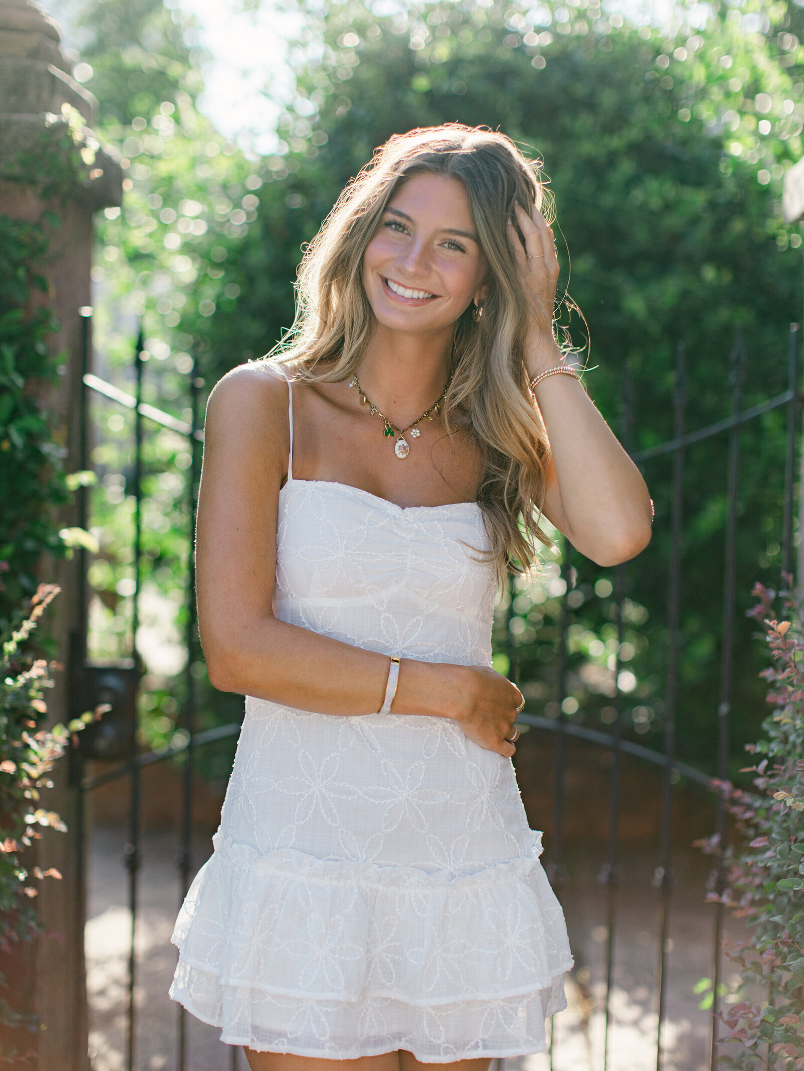 30-torianna-brooke-portraiture-historic-downtown-savannah-senior-session-jadyn