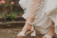Bridal-Heels-Garden-Steps