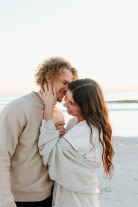 couples-oceanside