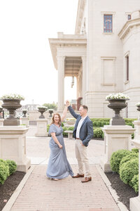 Wedding Family Portraits: A Family Photo Shot List for Your Wedding Day