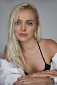 pexels-elizaveta-chayko-7357785