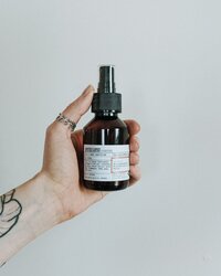 apothecary-87-jMSUbUXTAuI-unsplash