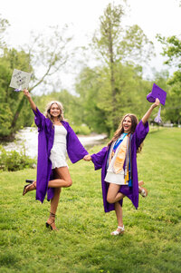 Belle Cap and Gown Shoot 2023 (383)