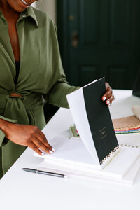 Social-Squares-Deep-Green-Styled-Stock-Image024-scaled