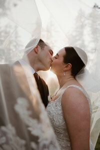 best wedding photographer in Washington for candid moments