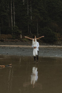 elopement oregon short sands beach - lizarrietaphotography-21