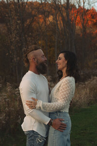 Pittsburgh couples photographer capturing engagement photography during Pennsylvania romantic couple session with documentary portrait style.