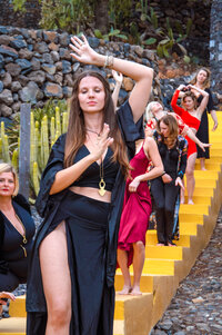 Feminine Energy - Feminine Empowerment Healing  Self-Love Coach Tosca Empowerment Embodiment Yoga Retreats Spain Feminine Energy Free Guide
