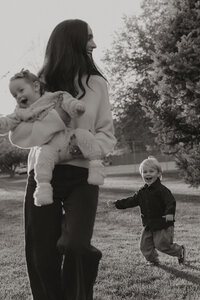 in-home-park-session-boise-idaho-velten-family-290-2