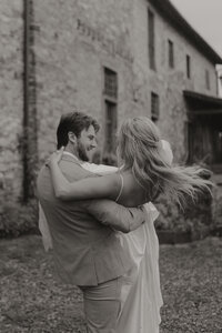 A destination wedding in Italy filled with enchanting views, elegant décor, and heartfelt moments. Capturing love stories with an editorial and cinematic photography style.