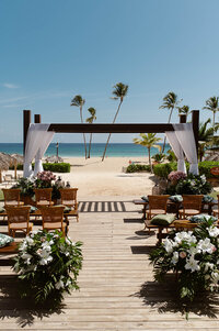 DESTINATION WEDDING GUIDE