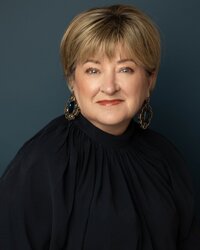 headshots in charleston, charleston headshots, professional headshots near me