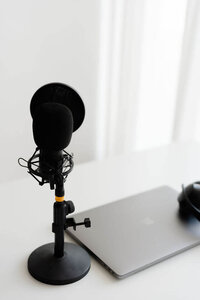 Microphone and Computer