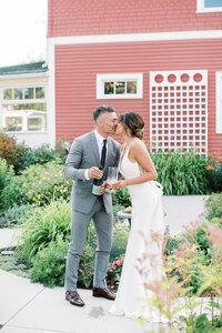 Rebekah Brontë Designs - High-End Wedding Designer. Curated & Meaningful Wedding Design & Management. Modern Fine Art Calgary Wedding Design at The Deane House, florals by Flower Artistry, photo by Kristyn Harder