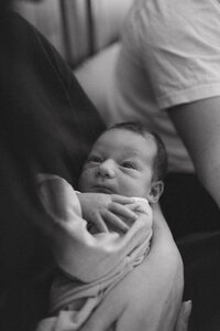 Seattle based motherhood, newborn and family photographer.
