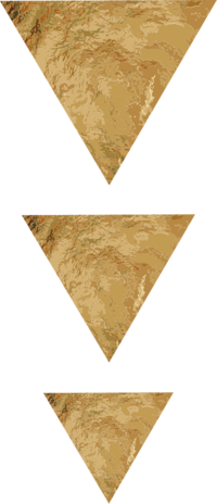 aDrei Dreiecke in Gold als Metall