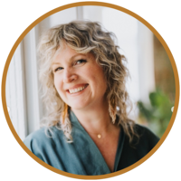Chela Davison, Master Integral Coach, calls Spiritual CEO business coach Rachael Maddox a rare force, perfect for leaders who need to be truly met.