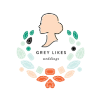 Grey Likes Weddings featured badge