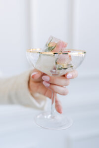 cocktail, flower ice, pink nails, pink and gold wedding