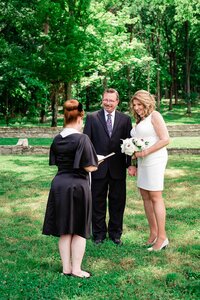 Officiant performing ceremony in Franklin, TN
